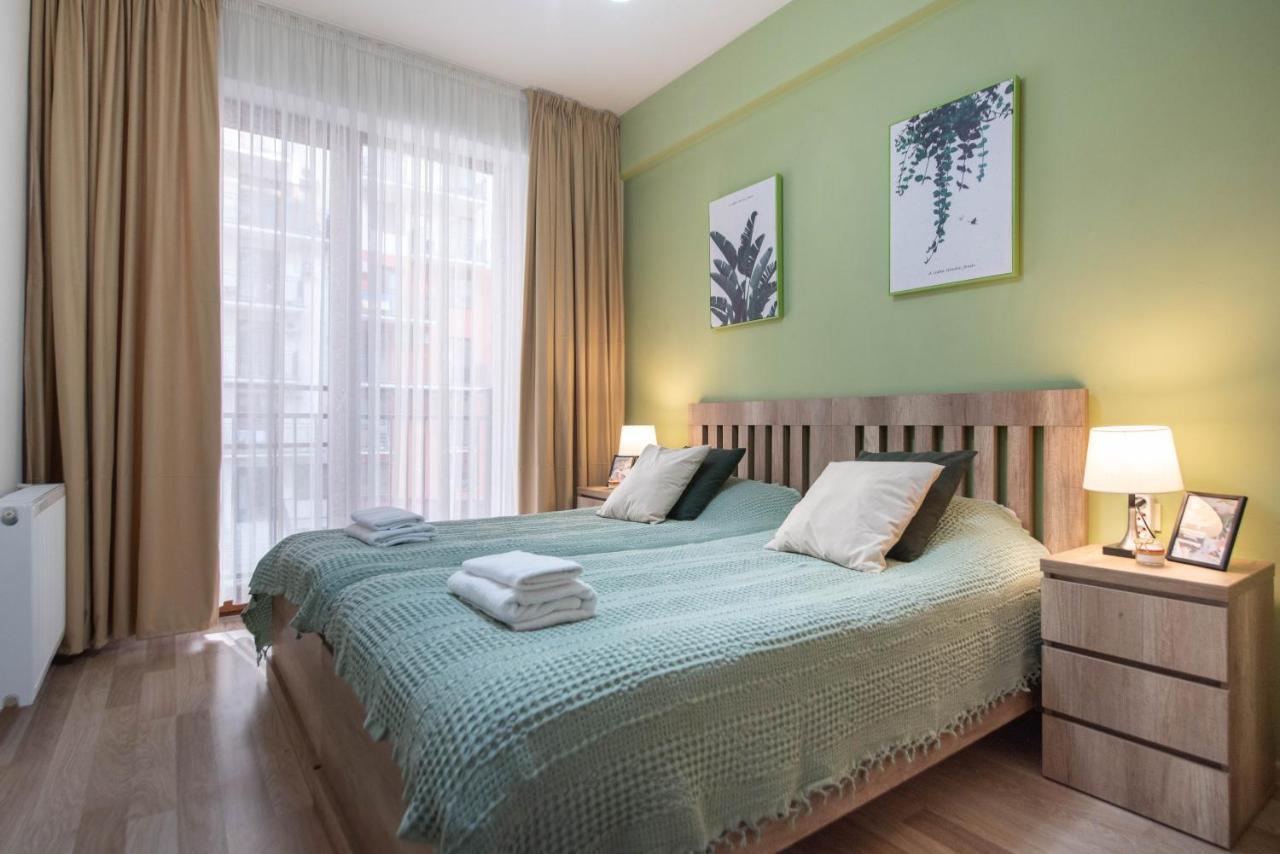 טביליסי Gg Home - Cozy 2-Bedroom Apartment On Givi Kartozia מראה חיצוני תמונה